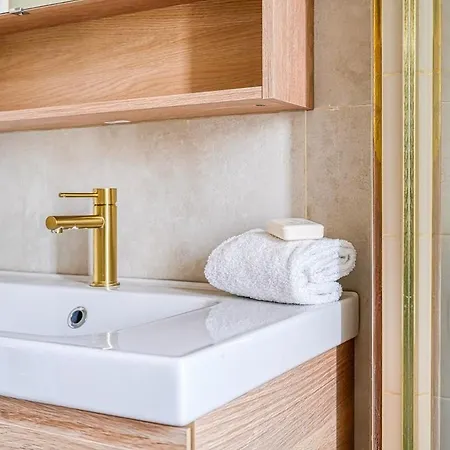 Calm And Comfortable 2-bedroom In 17th Apartmán Paříž